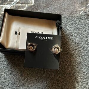 COACH CIRCLE HALO STUD EARRINGS CZ SilverTone PLATED NWT Retail: $95